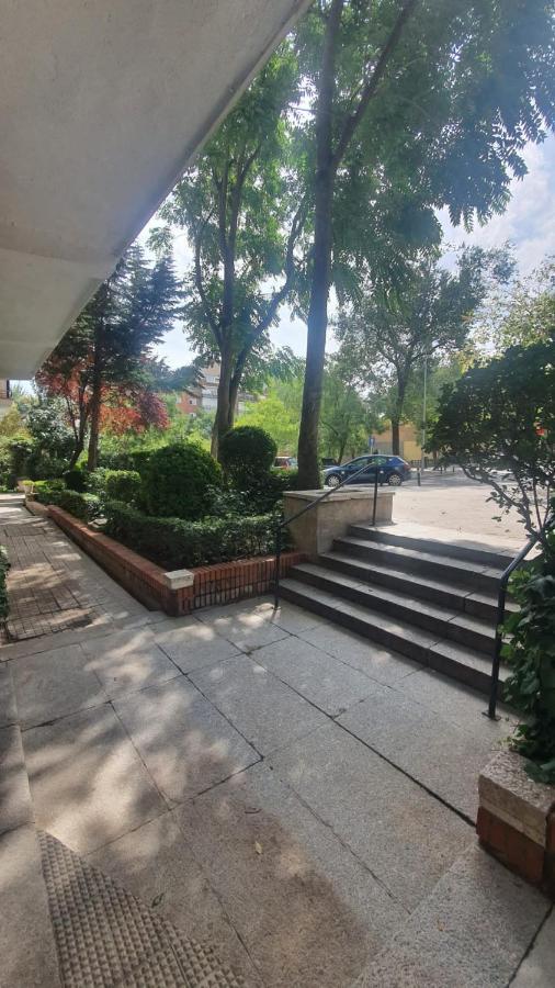 Retiro Studio Madrid Ngoại thất bức ảnh